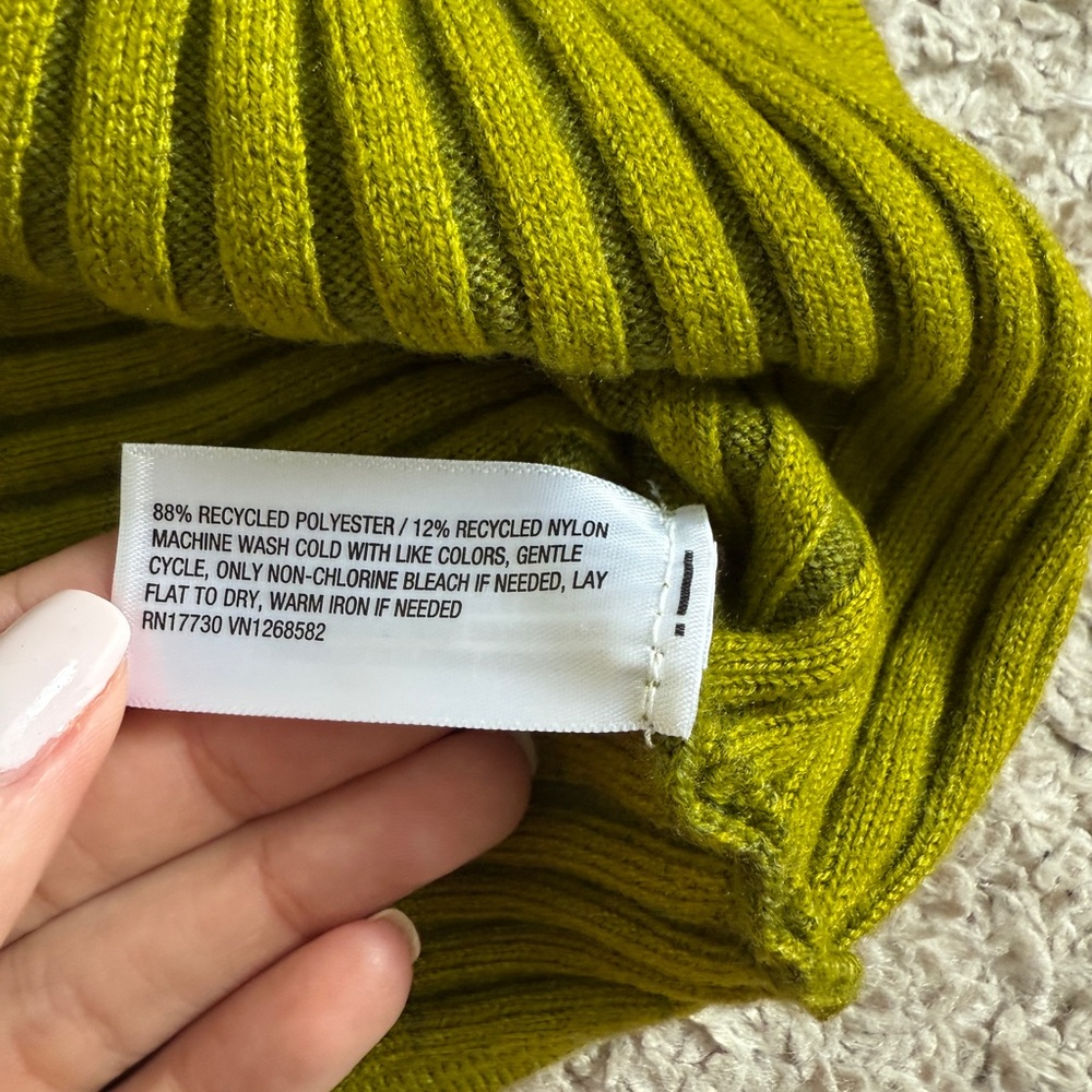 Wild Fable Ribbed Green Crop Top - Picture 4 of 4